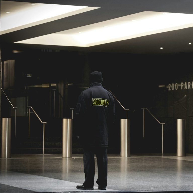 sicherheitsmitarbeiter-sec-support-dozent-gssk sicherheitsmitarbeiter-sec-support-dozent-gssk